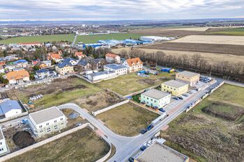 Prodej pozemku 900 m², Bořanovice