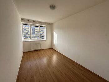 Pronájem bytu 3+kk v osobním vlastnictví 72 m², Kladno