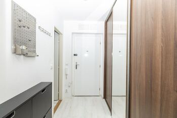 Chodba - Pronájem bytu 1+kk v družstevním vlastnictví 40 m², Roudnice nad Labem