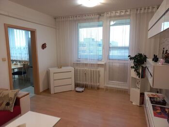 Pronájem bytu 3+1 v osobním vlastnictví 74 m², Znojmo