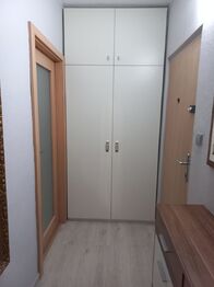 Pronájem bytu 3+1 v osobním vlastnictví 74 m², Znojmo