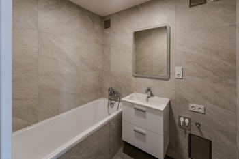 Prodej bytu 4+kk v osobním vlastnictví 96 m², Hradec Králové
