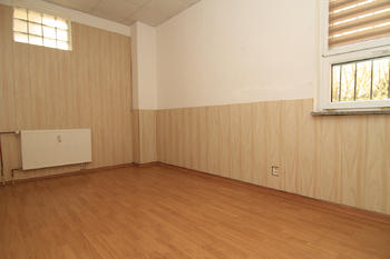 Pronájem obchodních prostor 72 m², Karlovy Vary