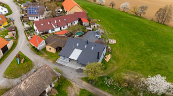 Prodej RD Bražná_pohled z venku - Prodej domu 382 m², Svatý Jan