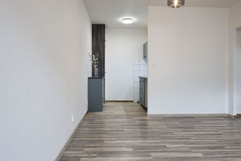 Pronájem bytu 2+kk v osobním vlastnictví 46 m², Praha 5 - Zbraslav