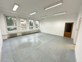 Pronájem kancelářských prostor 36 m², Vsetín