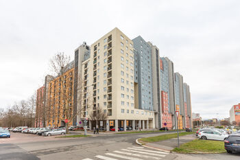 Prodej bytu 1+kk v osobním vlastnictví 38 m², Praha 8 - Troja