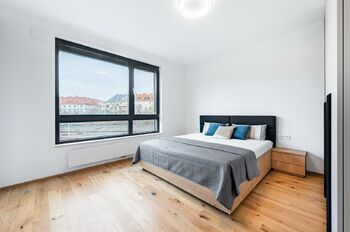 Pronájem bytu 2+kk v osobním vlastnictví 60 m², Praha 4 - Nusle