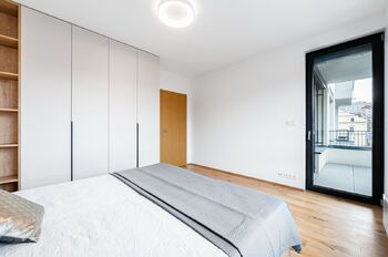 Pronájem bytu 2+kk v osobním vlastnictví 60 m², Praha 4 - Nusle