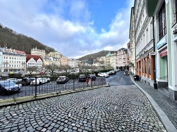 Prodej obchodních prostor 100 m², Karlovy Vary