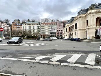 Prodej obchodních prostor 100 m², Karlovy Vary