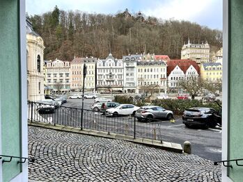 Prodej obchodních prostor 100 m², Karlovy Vary