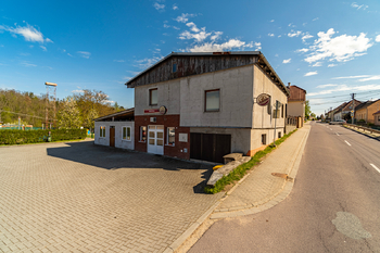 Prodej domu 631 m², Hluboké Mašůvky