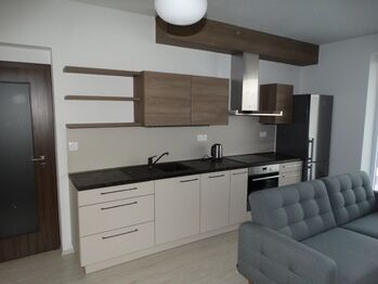 Pronájem bytu 2+kk v osobním vlastnictví 59 m², Pardubice