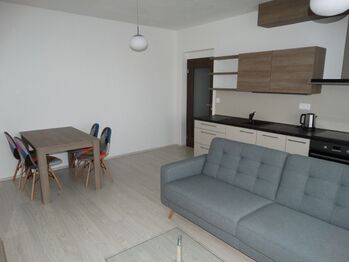 Pronájem bytu 2+kk v osobním vlastnictví 59 m², Pardubice