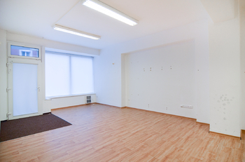 přízemí - Prodej obchodních prostor 406 m², Břeclav