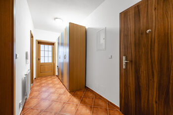 Pronájem bytu 2+1 v osobním vlastnictví 62 m², Horoměřice