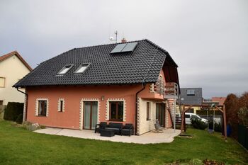 Prodej domu 197 m², Kněžmost