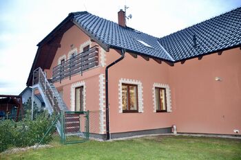 Prodej domu 197 m², Kněžmost