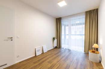 Pronájem bytu 2+kk v osobním vlastnictví 58 m², Praha 5 - Smíchov