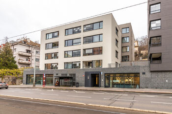 Pronájem bytu 2+kk v osobním vlastnictví 58 m², Praha 5 - Smíchov