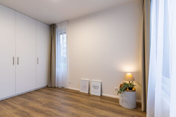 Pronájem bytu 2+kk v osobním vlastnictví 52 m², Praha 5 - Smíchov