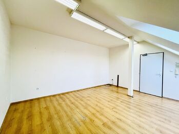 Pronájem kancelářských prostor 23 m², Kyjov