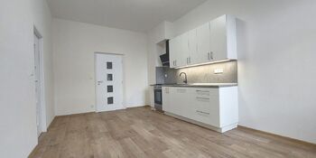 Prodej bytu 3+1 v osobním vlastnictví 103 m², Zbůch