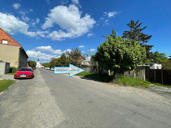Prodej pozemku 733 m², Přáslavice