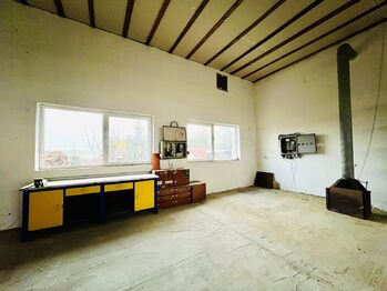 Pronájem výrobních prostor 182 m², Kostelec