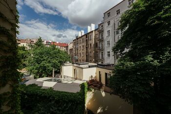 Prodej bytu 1+kk v osobním vlastnictví 30 m², Praha 7 - Bubeneč