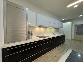 Prodej bytu 4+1 v osobním vlastnictví 151 m², Vyškov