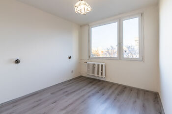 Prodej bytu 3+kk v osobním vlastnictví 74 m², Praha 9 - Prosek