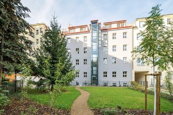 Prodej bytu 2+kk v osobním vlastnictví 71 m², Praha 6 - Dejvice