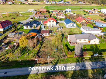 Prodej pozemku 1246 m², Chyňava