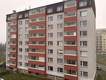 dům - Prodej bytu 2+1 v družstevním vlastnictví 55 m², Milovice