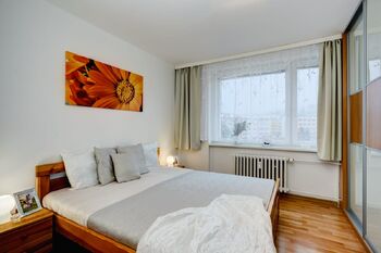 ložnice foto 1 - Prodej bytu 3+1 v osobním vlastnictví 69 m², Blansko