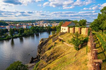 Prodej bytu 2+kk v osobním vlastnictví 76 m², Praha 2 - Vyšehrad