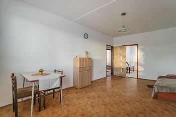 Obývací pokoj. - Pronájem bytu 4+1 v osobním vlastnictví 78 m², Všemyslice