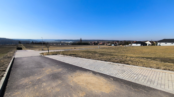 Prodej pozemku 1500 m², Slatina