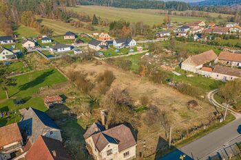 Pohled z dronu. - Prodej pozemku 3297 m², Číměř 