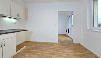 Prodej bytu 1+1 v osobním vlastnictví 40 m², Milovice