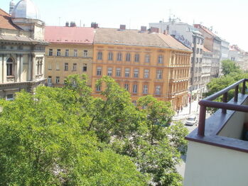 Pronájem bytu 2+1 v osobním vlastnictví 103 m², Praha 2 - Vinohrady