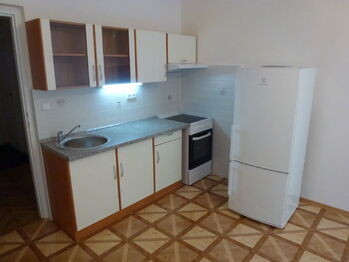 Pronájem bytu 2+kk v osobním vlastnictví 63 m², Praha 2 - Vinohrady