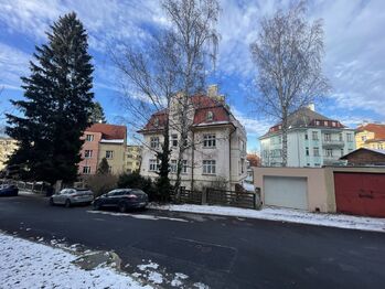 Prodej bytu 2+1 v osobním vlastnictví 59 m², Karlovy Vary