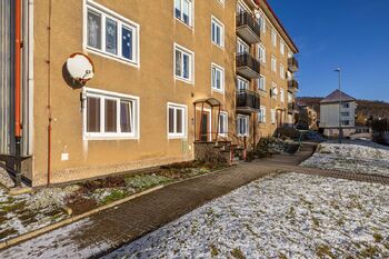 Pronájem bytu 2+1 v osobním vlastnictví 57 m², Meziboří