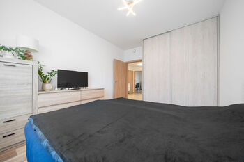 Pronájem bytu 3+kk v osobním vlastnictví 75 m², Praha 10 - Uhříněves