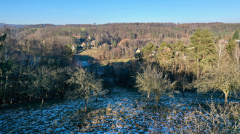 Prodej pozemku 10089 m², Kněžmost