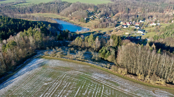 Prodej pozemku 10089 m², Kněžmost