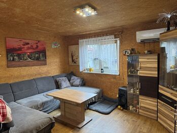 obývací pokoj - Prodej domu 50 m², Káraný